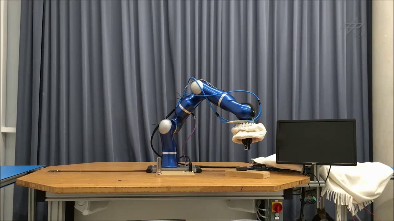 В Германии придумали подушку безопасности от роботов (ВИДЕО)