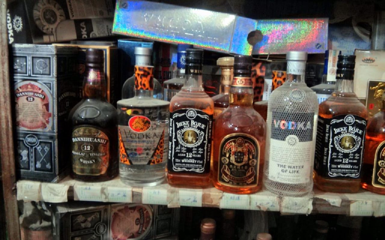 В Британии найден безотказный способ определить паленый алкоголь.