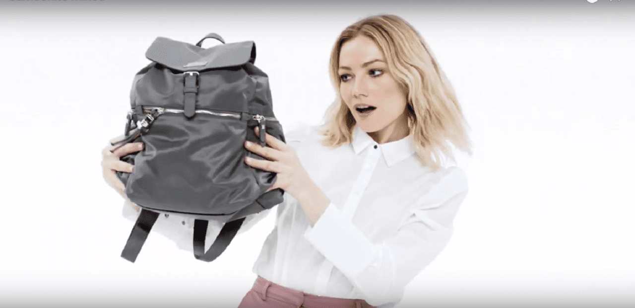 Танцы  с чемоданами и дефиле с рюкзаками (ВИДЕО)