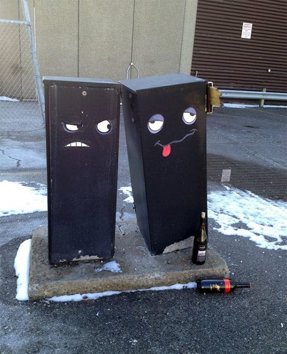 Нетривиальный стрит-арт. Часть 2.