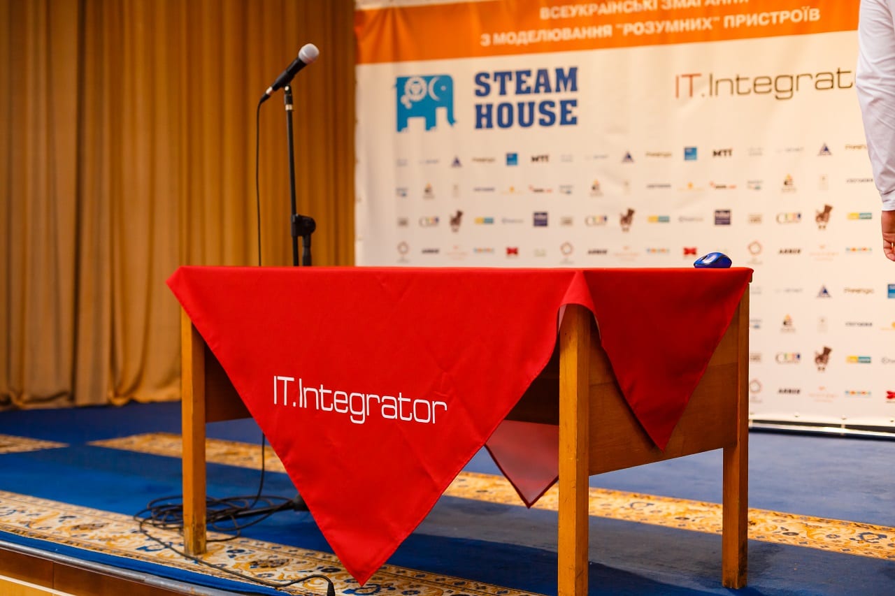 Умный кран и система компенсации утраченного зрения победили на конкурсе STEAM House