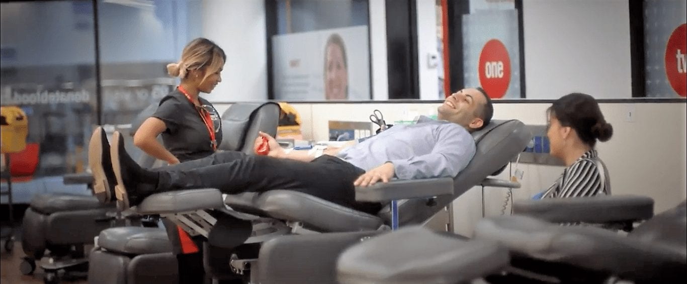 Она дает жизнь, а ты даешь кровь