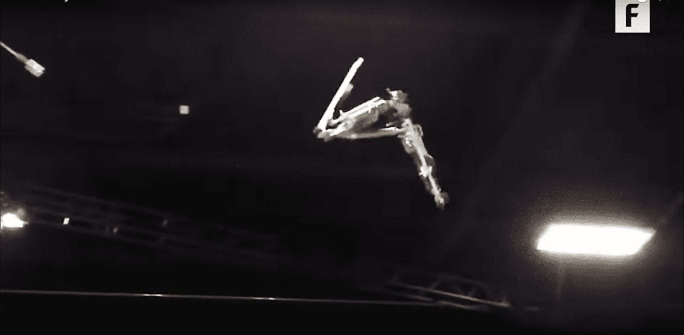 Робот-акробат от Disney