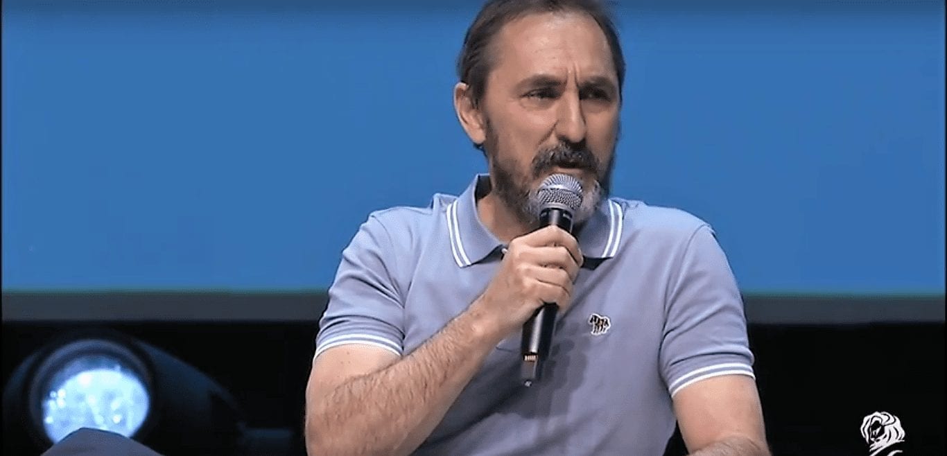 “Я не уверен в своей правоте, а кто уверен?”. Дэвид Дрога в Каннах рассказывает о трудностях креатива