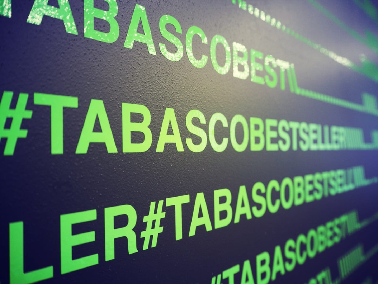Барная стойка, ONUKA и панорамные окна. Что известно о новом офисе TABASCO creative agency?