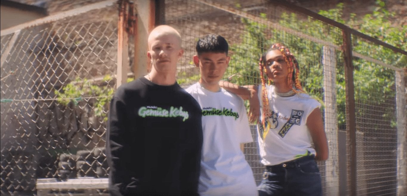 Новые правила моды от Diesel: кебаб и пафос