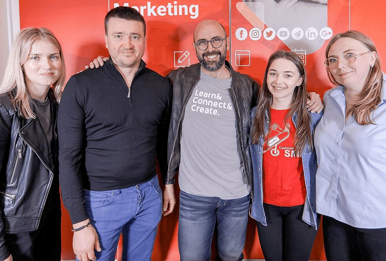 Как научиться готовить вкусный контент для социальных сетей