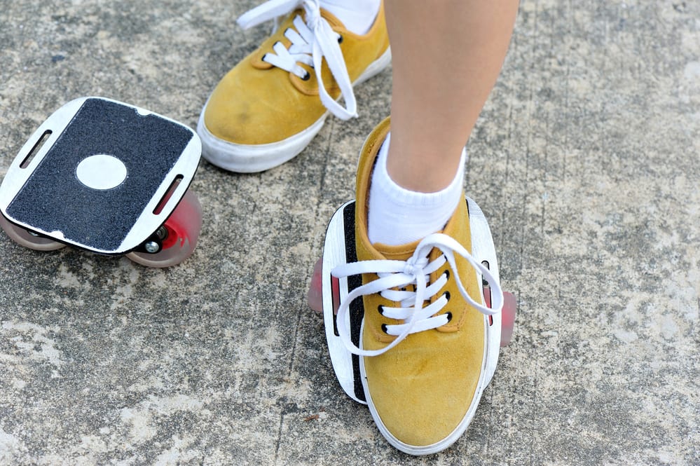 Кроссовки с колесиками позволят двигаться в виртуальной реальности