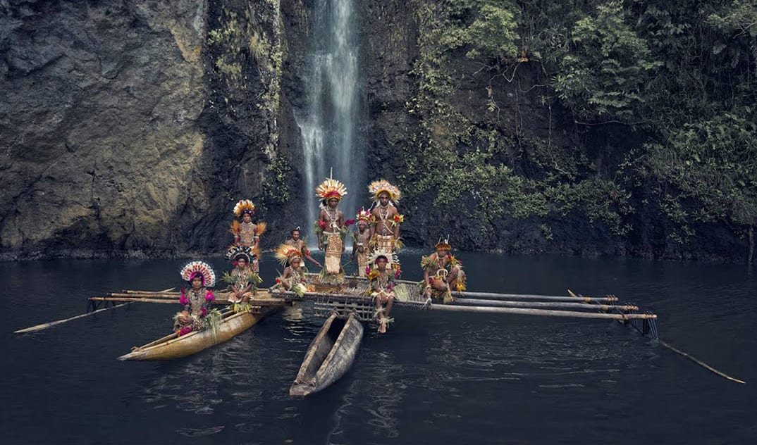 Щелчок – и они ушли. Кампания в защиту исчезающих национальных культур