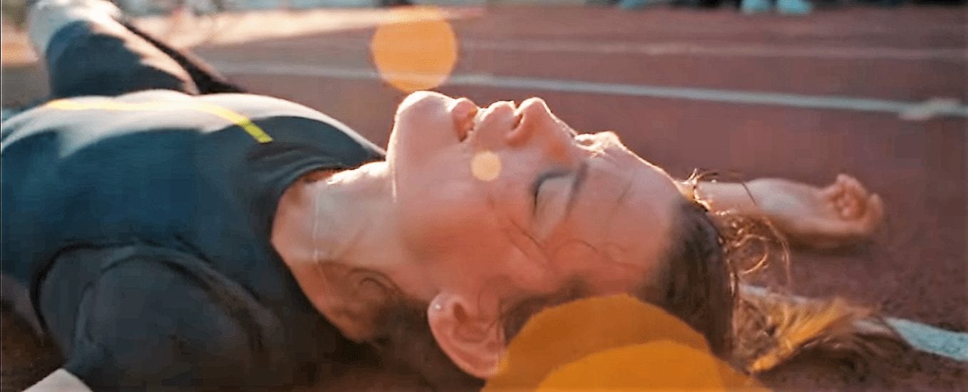 Дистанция любви и терпения. Трогательная история от Mercedes