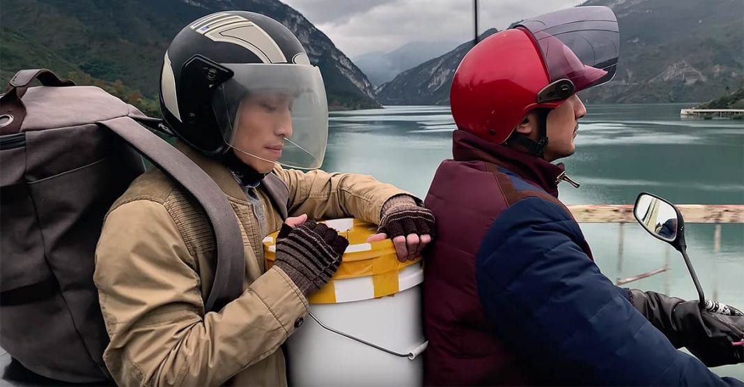 За неделю до китайского Нового года компания Apple выпустила новый мини-фильм «Ведро»