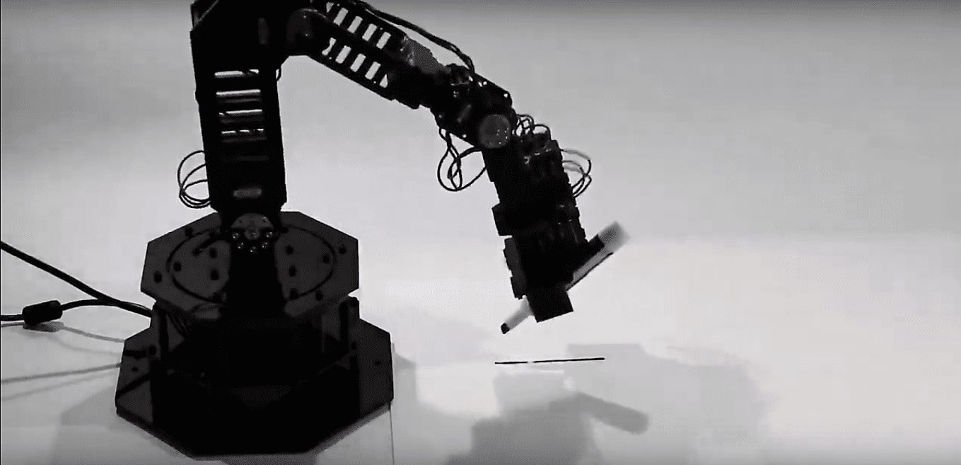 Роборуку научили осознавать себя