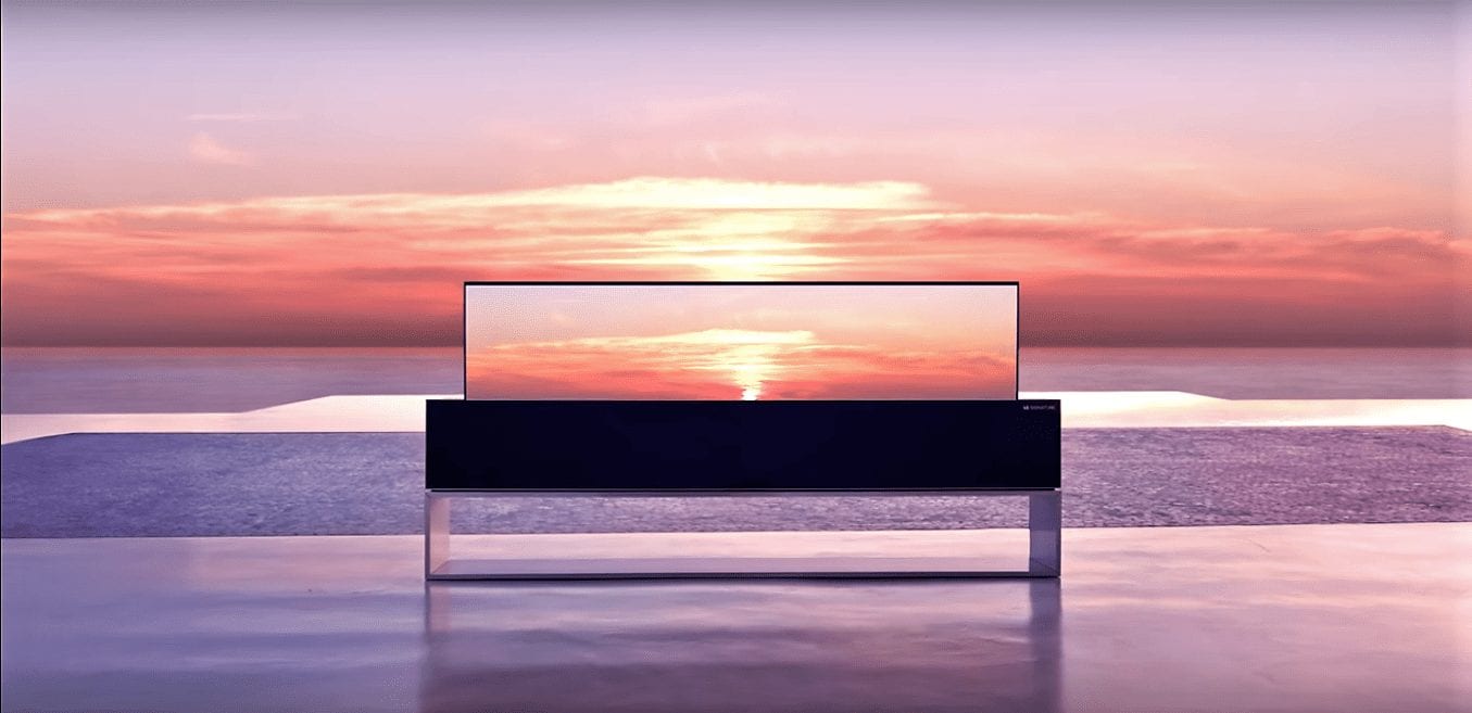 LG представила серийный рулонный телевизор