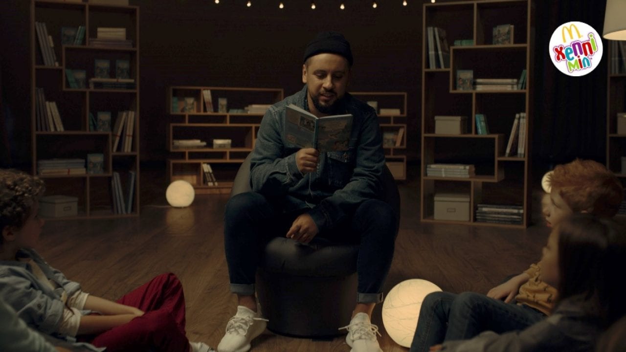 МакДональдз и MONATIK напомнили украинцам, что читать с детьми – увлекательное занятие