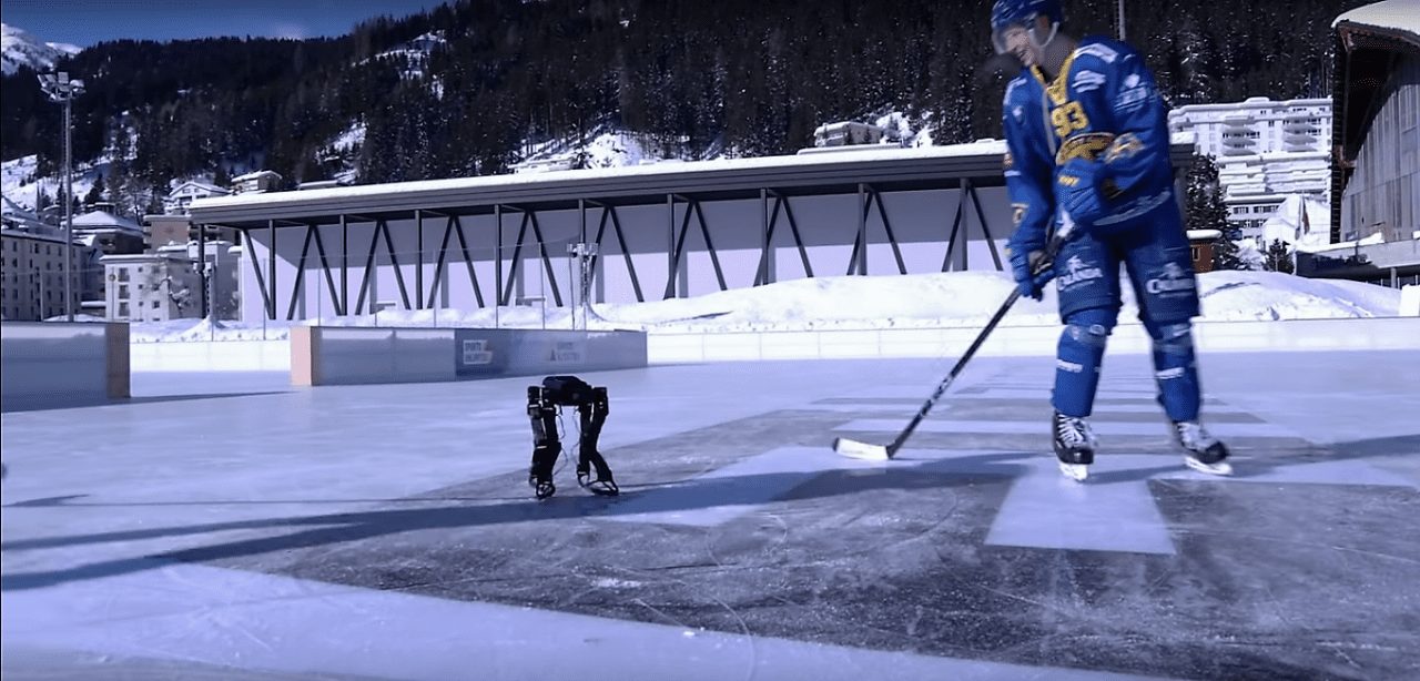 Четвероногого робота научили кататься на коньках