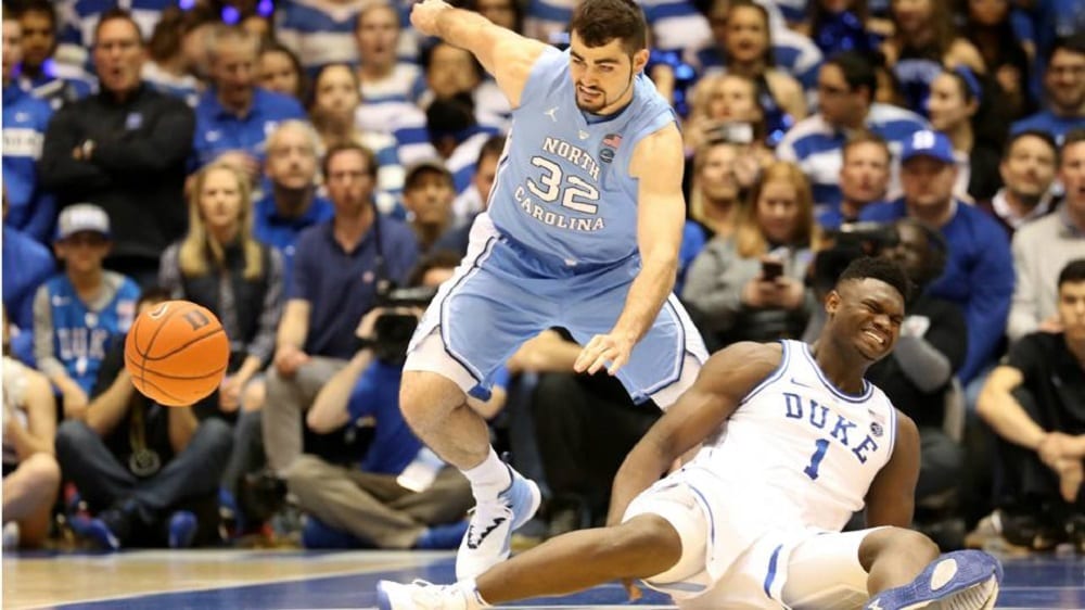 Мы на тебе не разорвемся. Skechers высмеял лопнувший кроссовок Nike в своей новой рекламе