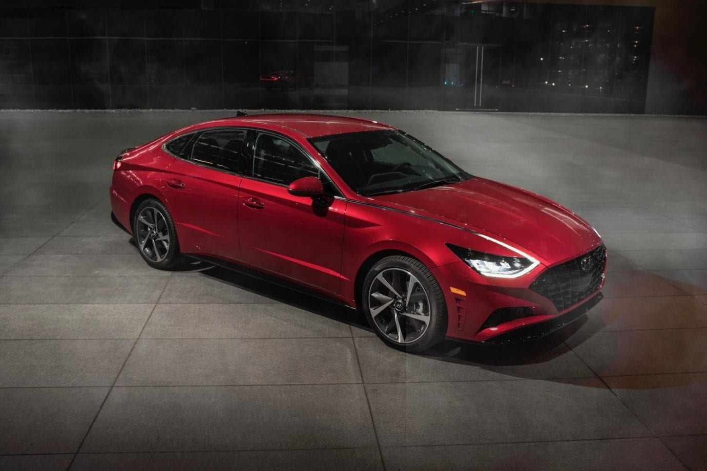 Владельцы новой модели Hyundai смогут использовать смартфон вместо ключей от машины