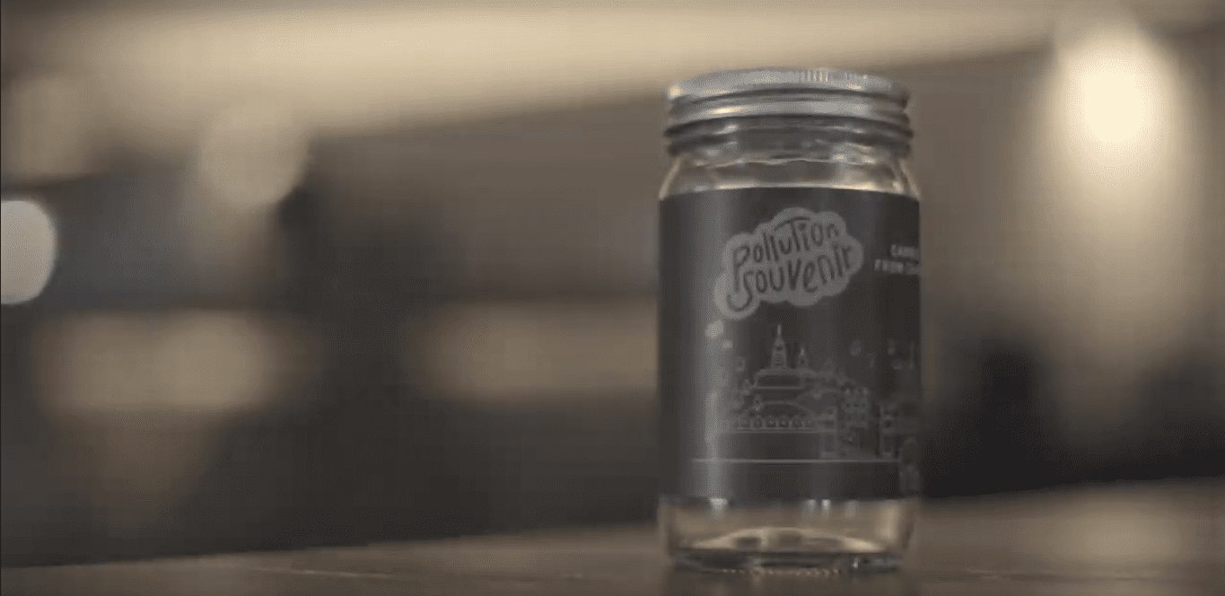 В Таиланде торгуют баночками с грязным воздухом