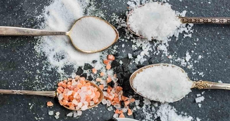 «Пластиковая соль»: кампания от Dentsu Singapore рассказывает, что в наших солонках