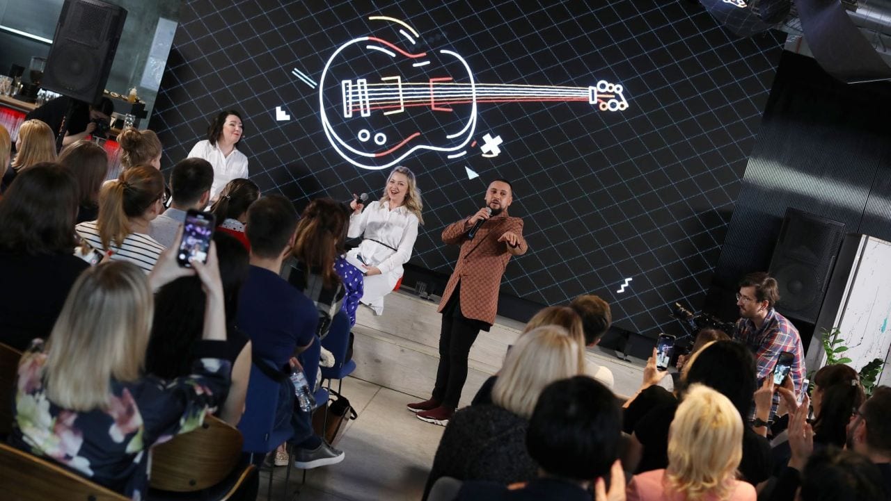 Mastercard спільно з MONATIK створили українську версію мелодії бренду