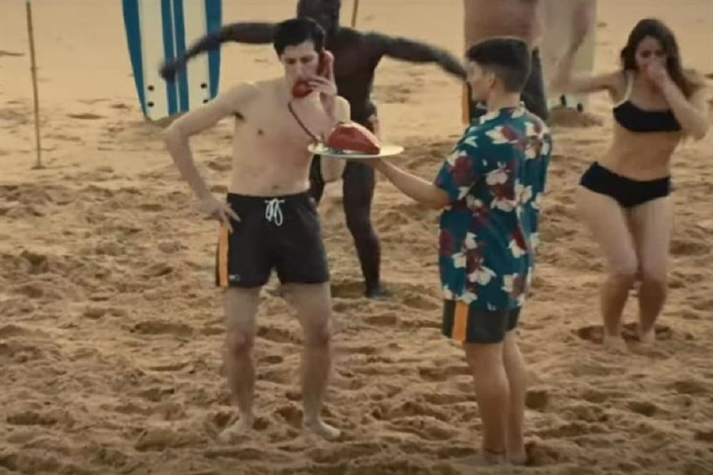 Pornhub выпустил плавки, скрывающие эрекцию