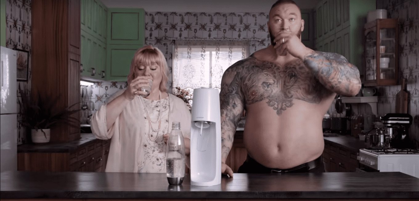 В рекламе SodaStream герои «Игры престолов» прощаются с одноразовым пластиком