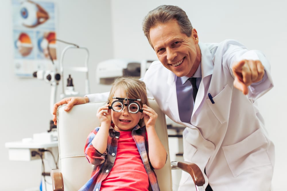 В РЦ “Блокбастер” пройдет бесплатная диагностика зрения от сети “Люксоптика”.