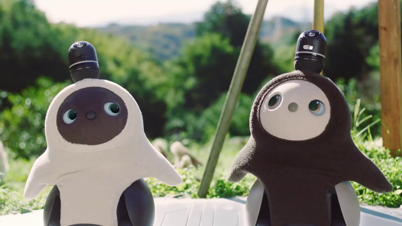 Технические новинки на Cannes Lions: мыслеуправляемые мячики и робот, которого можно приручить