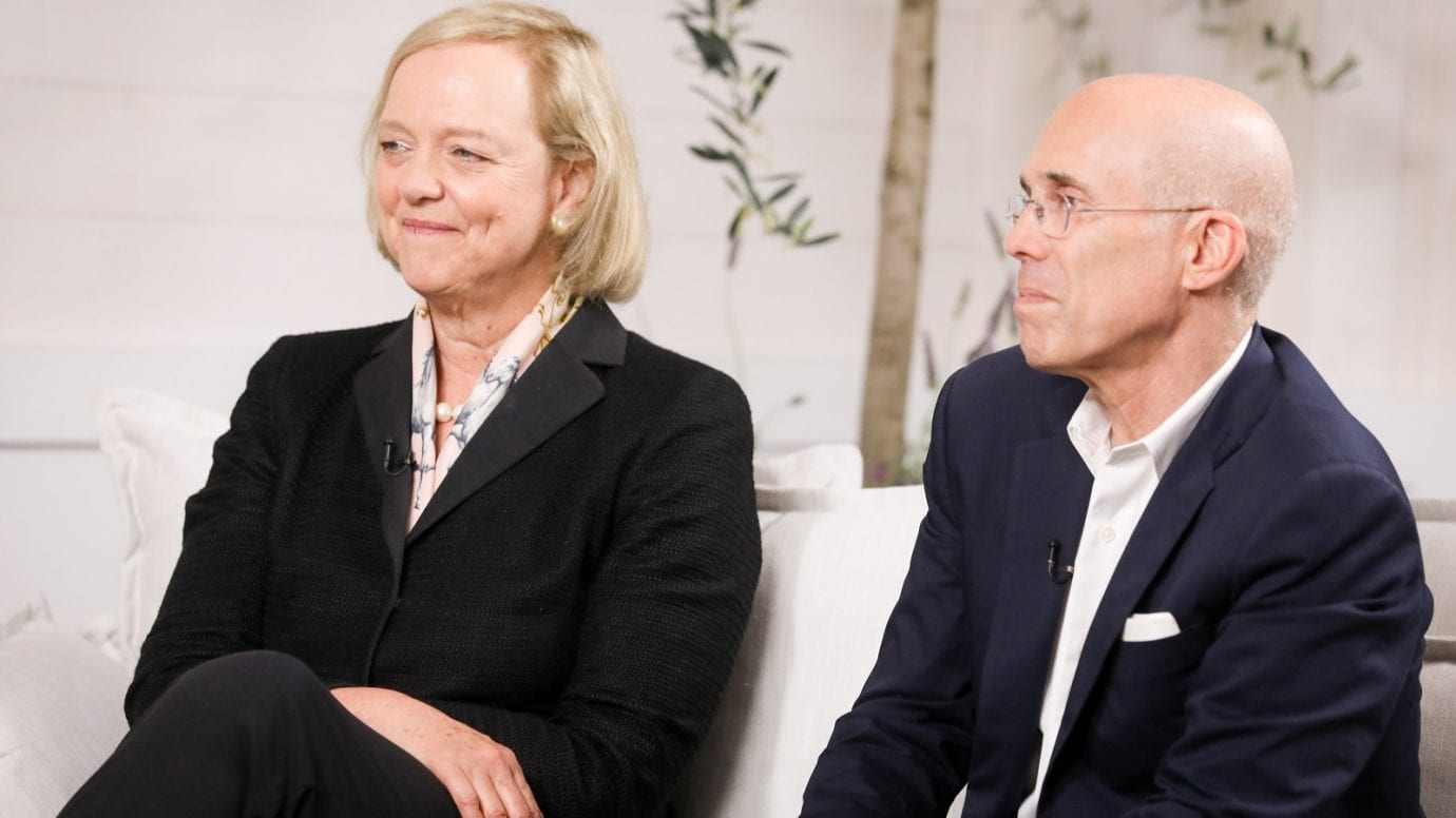 Кампания #FortheThrone: HBO и Droga5 рассказали, как они сожгли маскота Bud Light