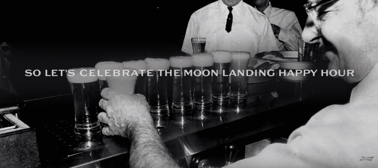 Как отмечали высадку человека на Луну? Пивом, конечно! Новая акция Budweiser