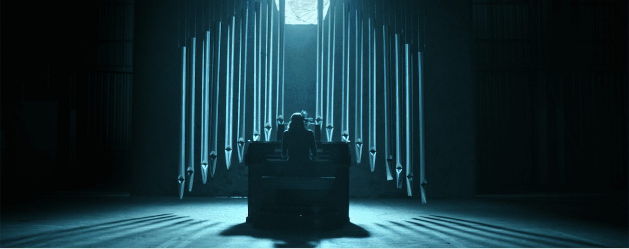 Самый драйвовый похоронный марш. Супер-акция от Budweiser