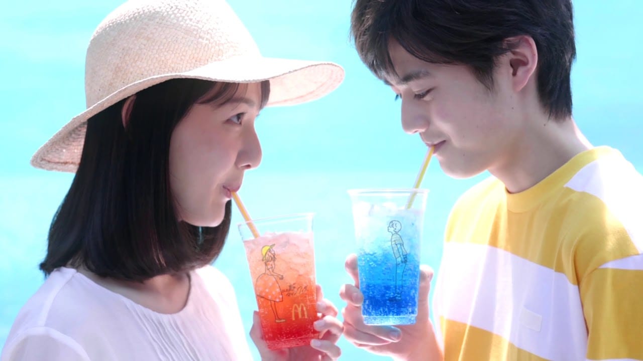 Стаканчики McDonald’s с двусмысленной картинкой