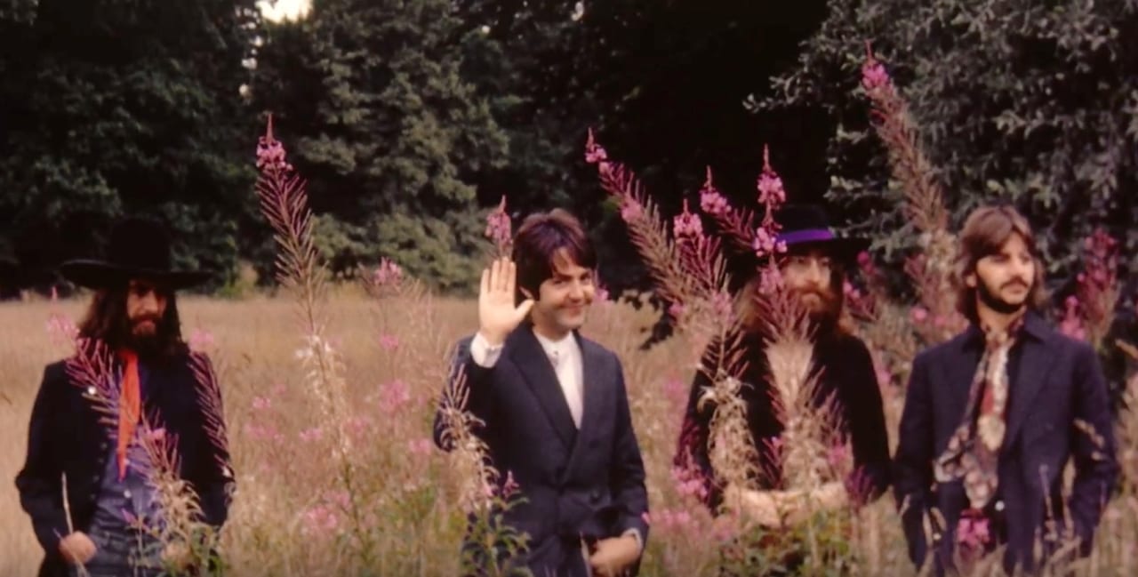 Вышел новый видеоклип на композицию The Beatles «Here Comes the Sun»