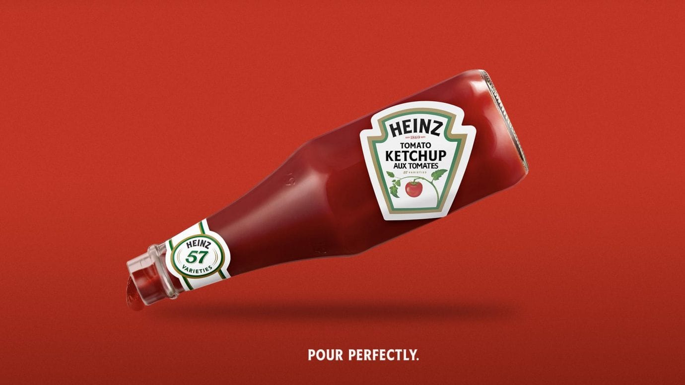 Heinz раскрывает секрет: как правильно вытряхивать кетчуп из бутылки