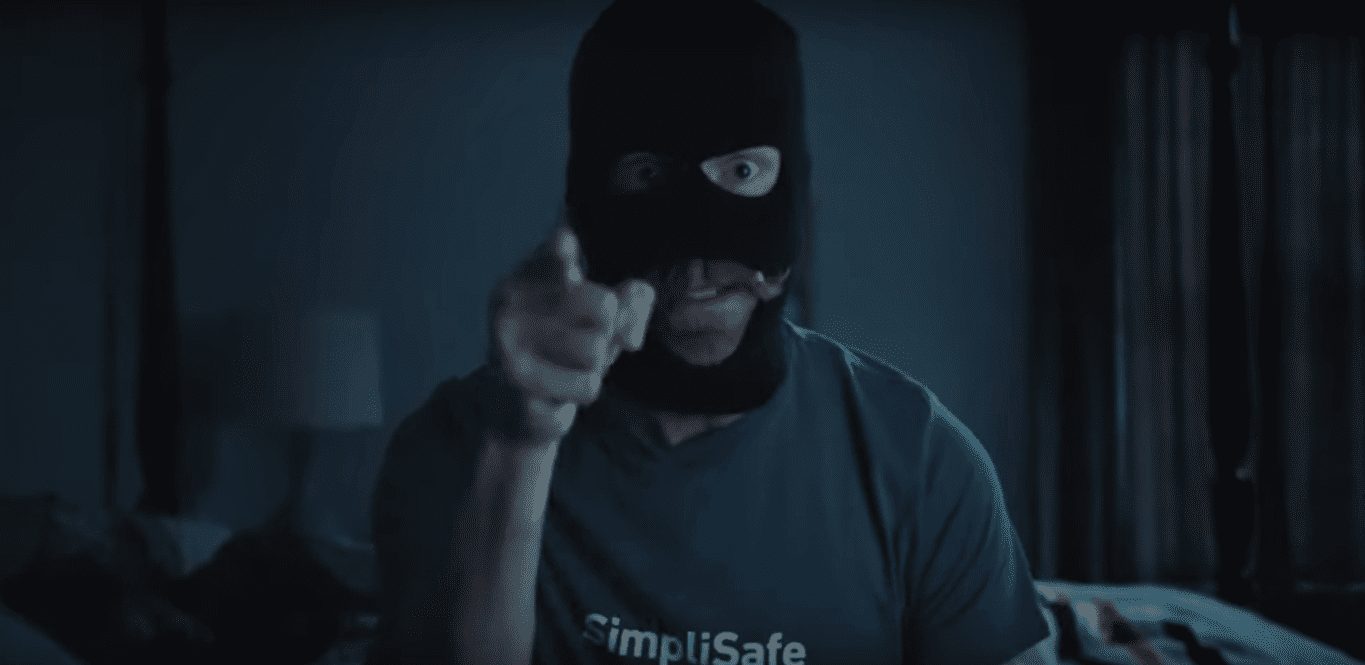 Грабитель – лучший эксперт. Новая реклама систем безопасности для дома