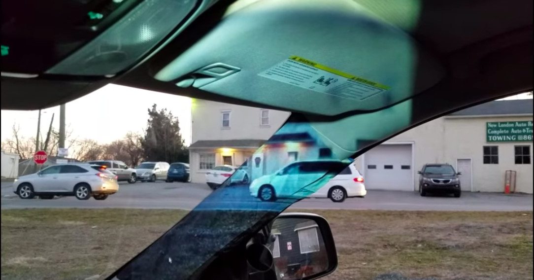 В Америке выпустили пряжу, которая разогревается от ультрафиолета