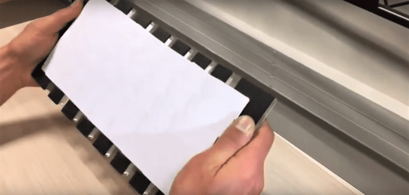 Во Франции разработали растягиваемый корпус для планшетов