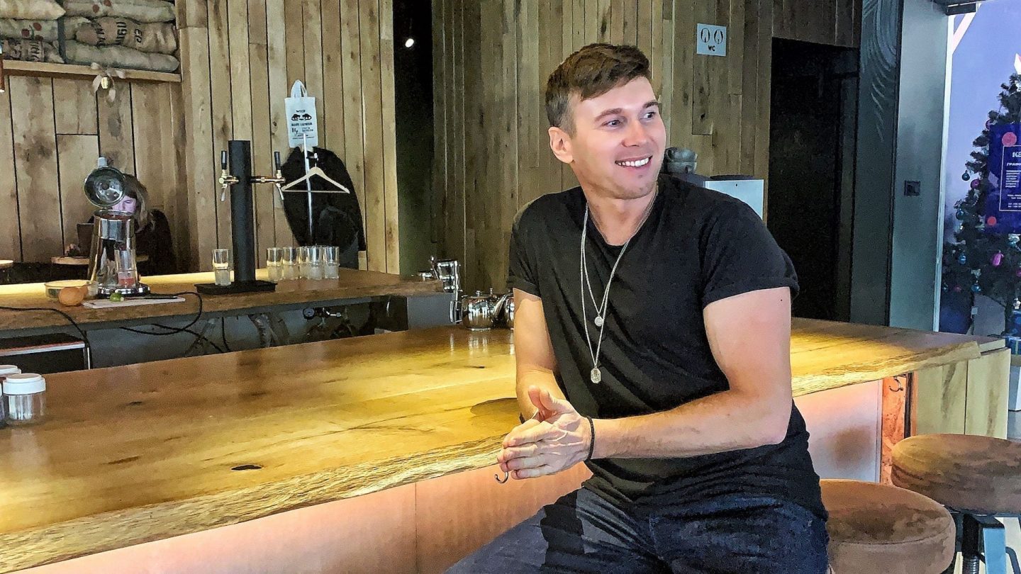 5 книг від актора Олексія Комаровського