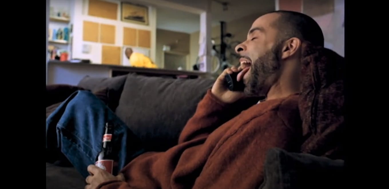 Budweiser відтворив легендарну рекламу «Whasssup», адаптувавши її до нинішніх реалій карантину