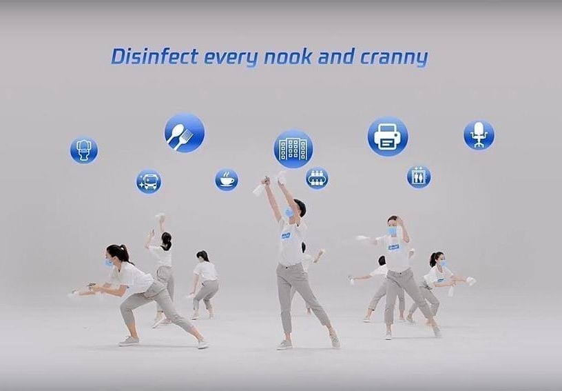 Співробітники компанії Tencent станцювали про правила безпеки на роботі