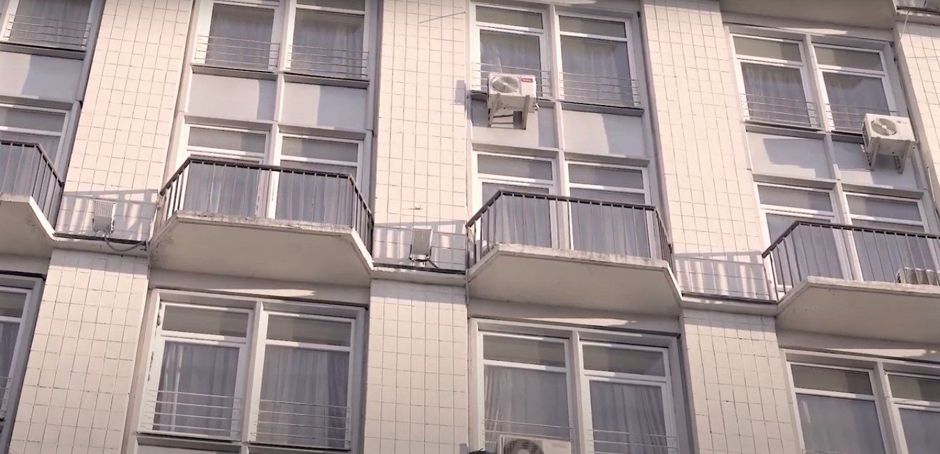 Тихі історії під гостиним дахом. Готель «Дніпро» як джерело натхнення