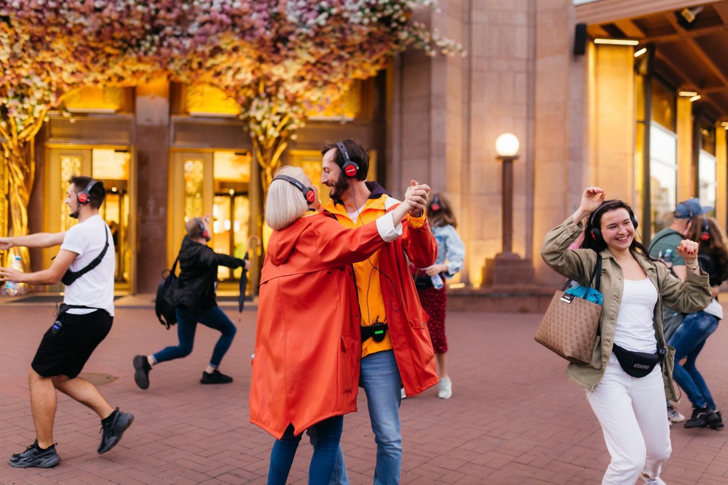 Иммерсивный театр не имеет границ: интервью с режиссером театра uzahvati Полиной Бараниченко