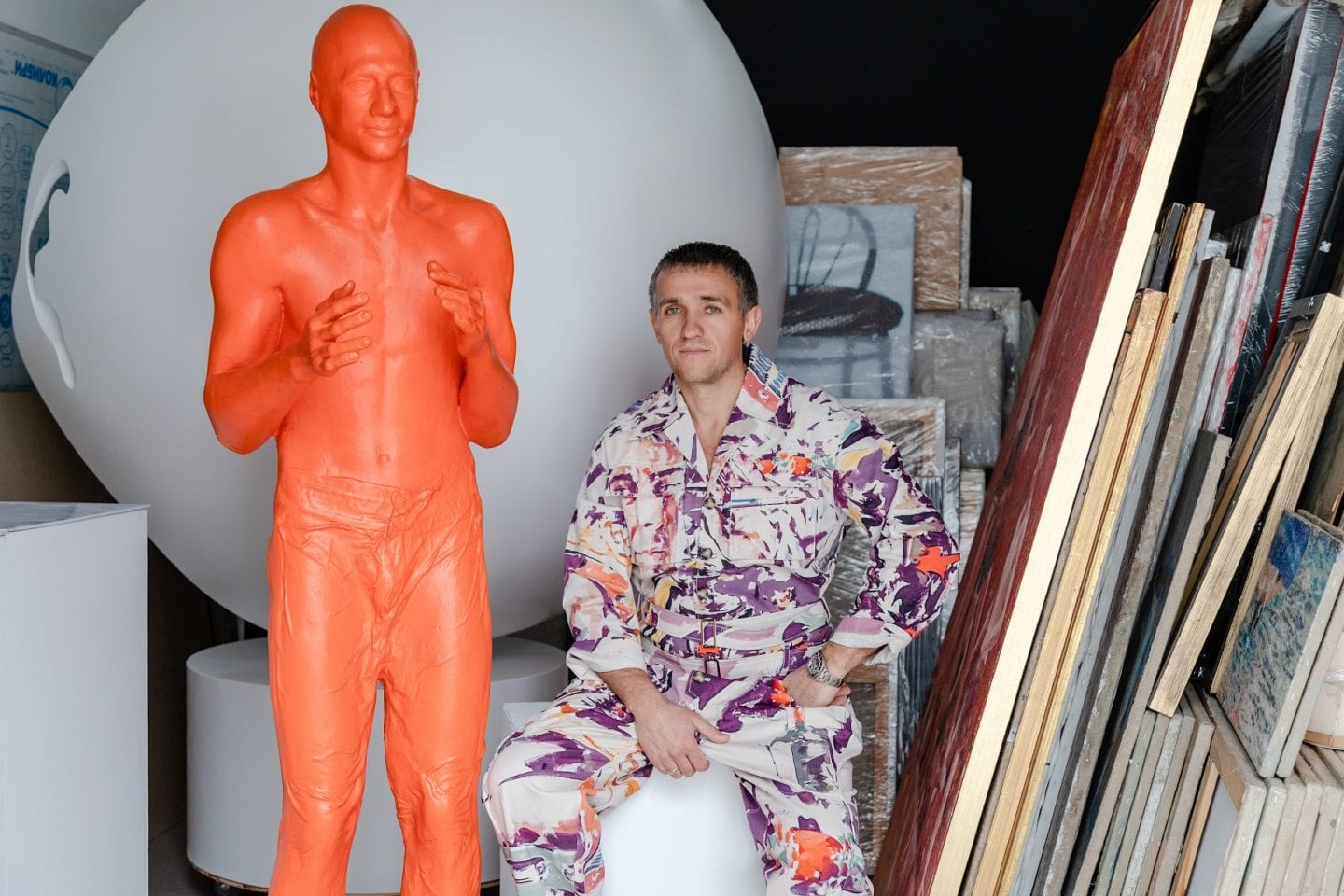 В Україні з’явився бренд комбінезонів із зображенням картин українських митців OVERALL