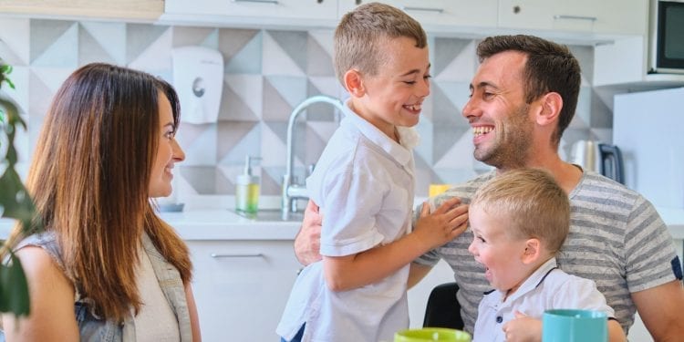 В Україні вдруге розпочинається благодійна акція «Години для родини»