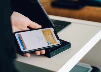 Кожна друга безготівкова оплата в Україні — це цифрова оплата з NFC або онлайн