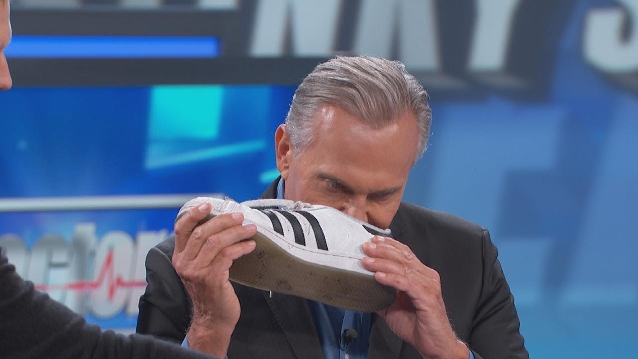 Нюхати кросівки – новий спосіб перевіряти їх на справжність у eBay
