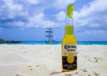 Corona стала першим світовим брендом напоїв з нульовим пластиковим слідом