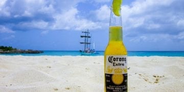 Corona стала першим світовим брендом напоїв з нульовим пластиковим слідом