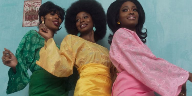 Історія нігерійської краси «A Ti De»: від знімків предків до сучасності