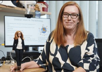 Нову ляльку Барбі створили на честь Оксфордської науковиці Сари Гілберт